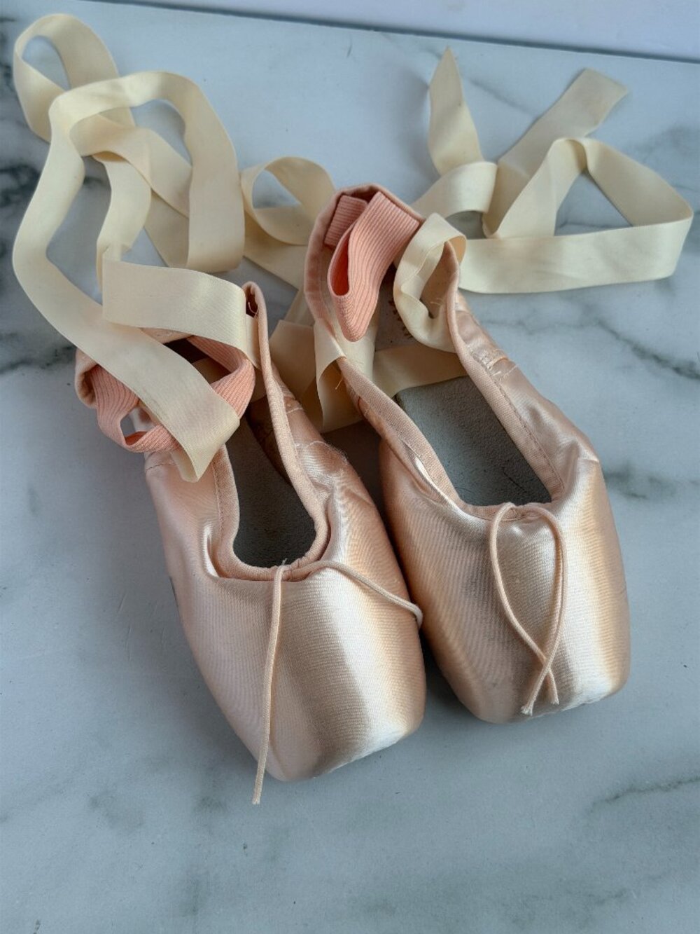 Bloch Aspiration SO105 Satin Pointe Ballet Shoes Pink Size 6E with Ribbons